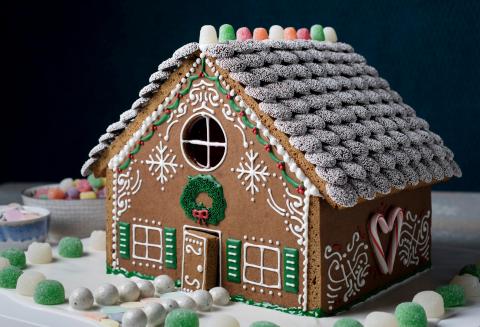 gingerbread house